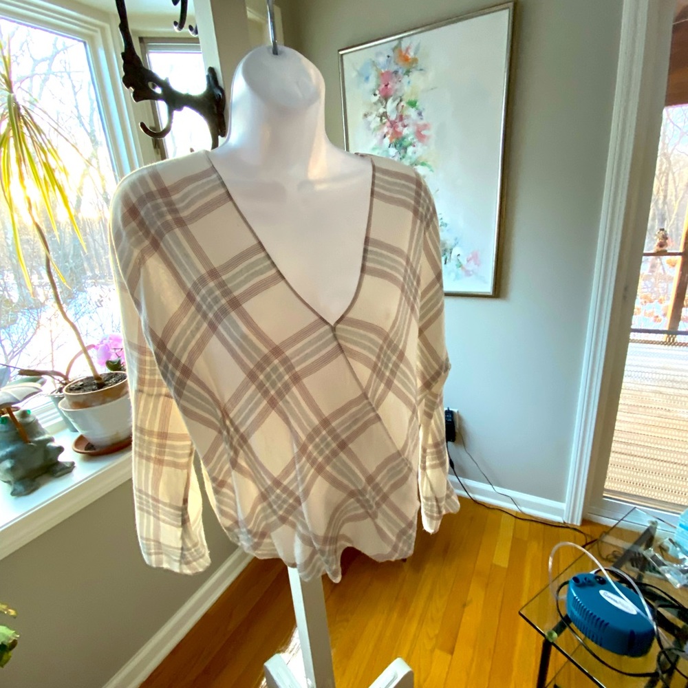 VINCE CROSSOVER PULLOVER BLOUSE